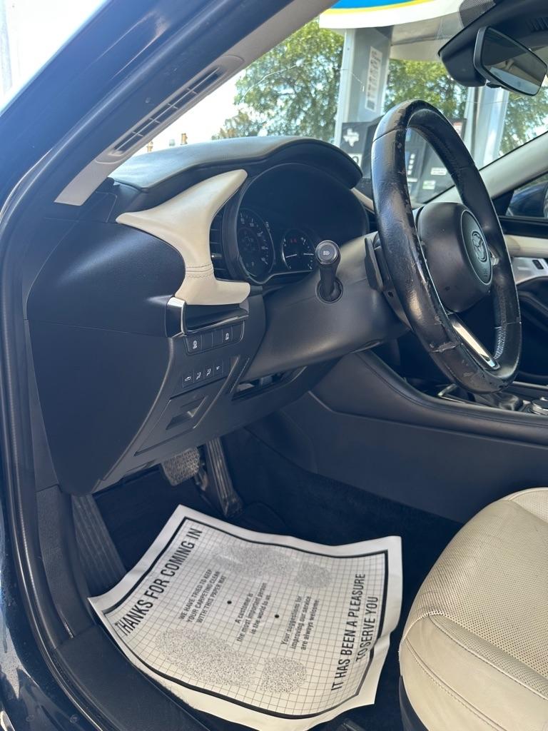 Mazda MAZDA3 Premium 2022