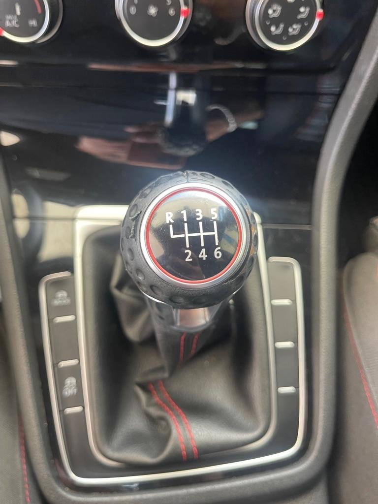 Volkswagen Golf GTI S 6M 2019
