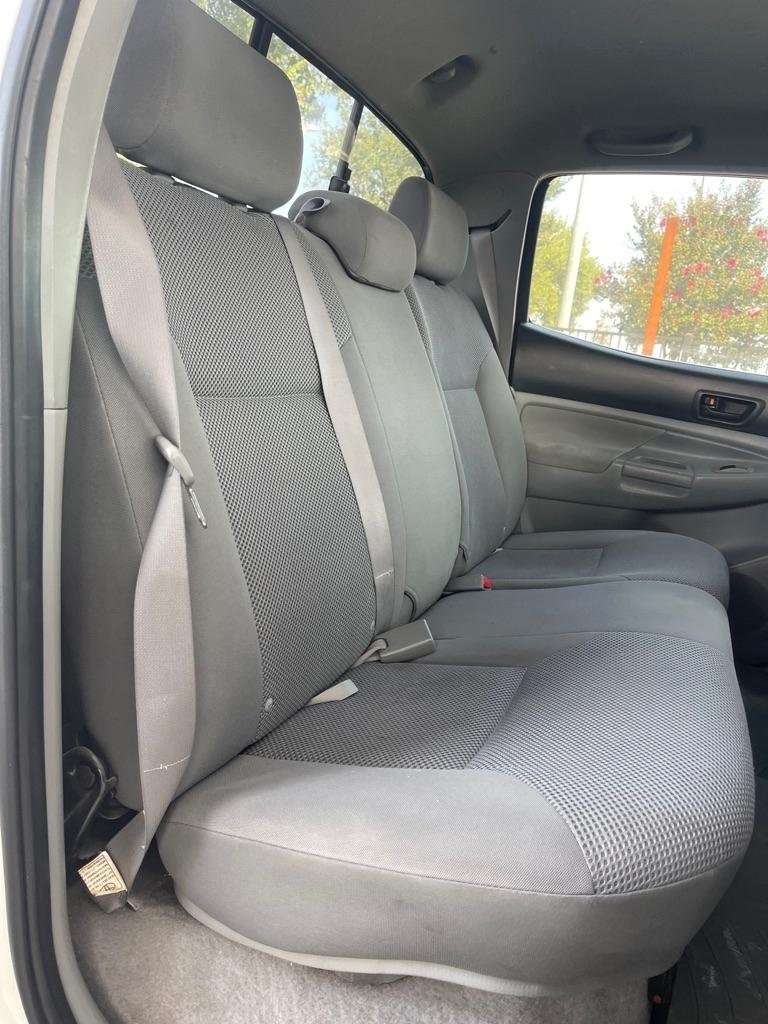 Toyota Tacoma PreRunner Double Cab V6 Automatic 2WD 2005