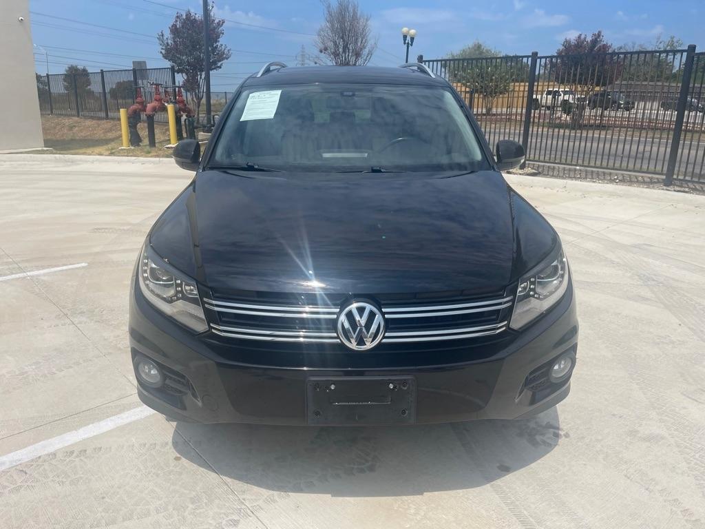 Volkswagen Tiguan S 2016