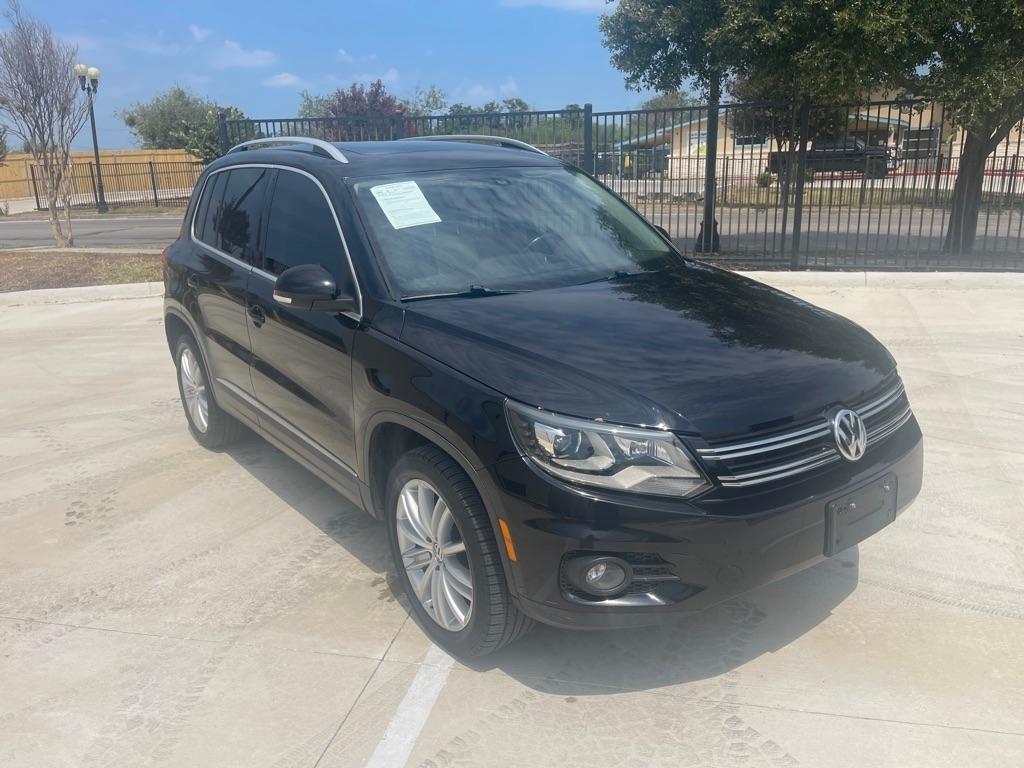 Volkswagen Tiguan S 2016