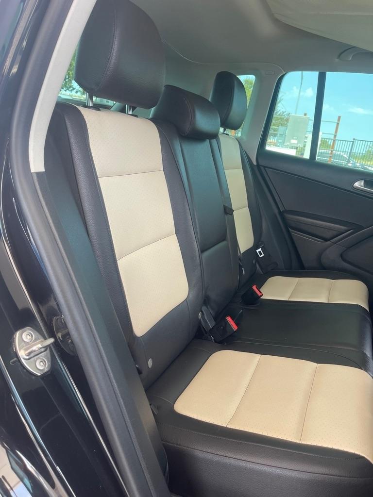 Volkswagen Tiguan S 2016