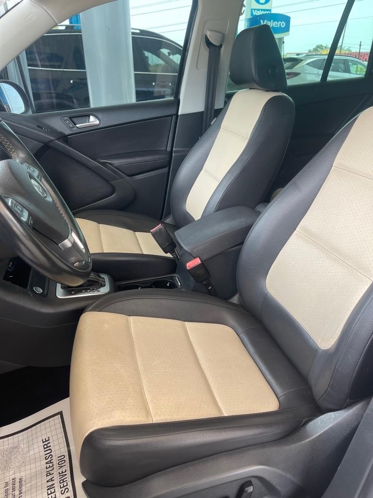 Volkswagen Tiguan S 2016
