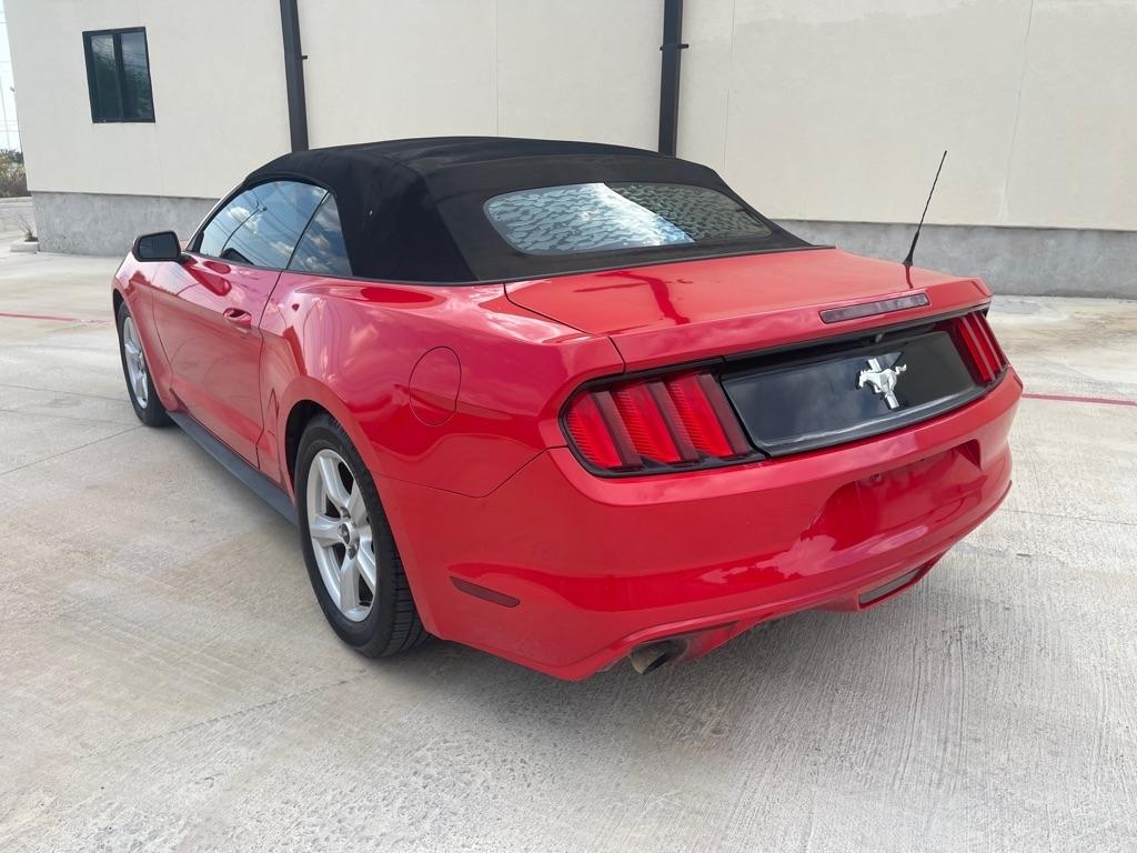 Ford Mustang V6 Convertible 2016