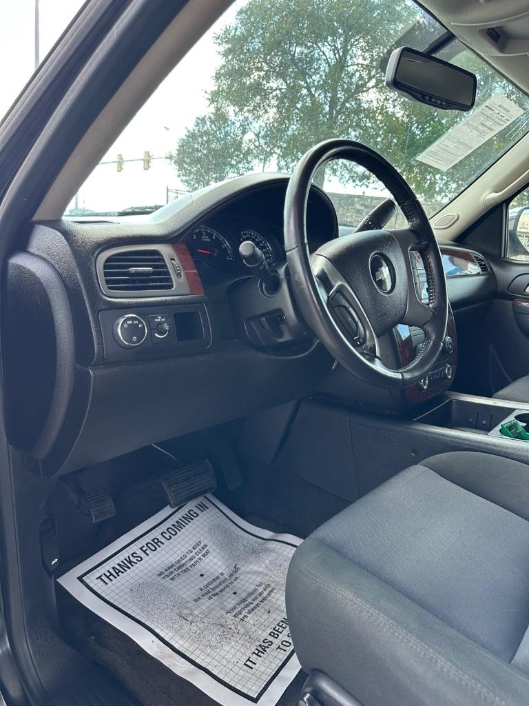 Chevrolet Avalanche LS 2WD 2012