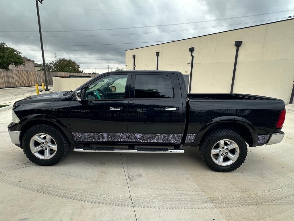 RAM 1500 Laramie Crew Cab 4WD 2012