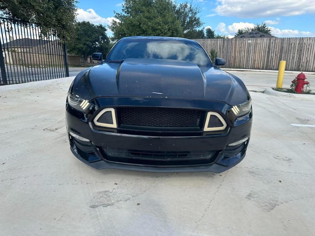 Ford Mustang V6 Coupe 2015