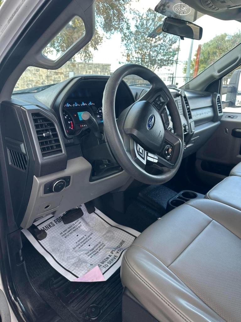 Ford F-350 SD XL SuperCab 2WD 2019