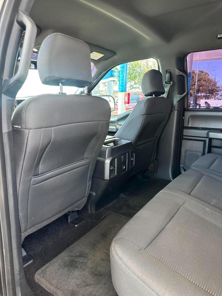 Ford F-150 XL SuperCrew 5.5-ft. Bed 2WD 2016