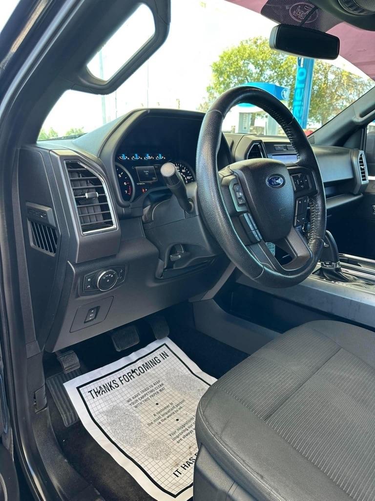 Ford F-150 XL SuperCrew 5.5-ft. Bed 2WD 2016