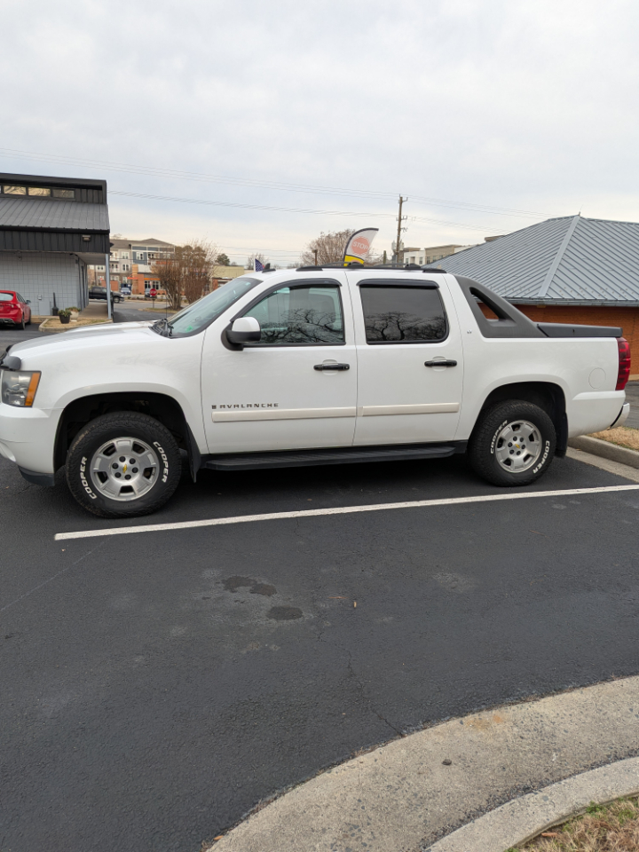 Chevrolet Avalanche  2008