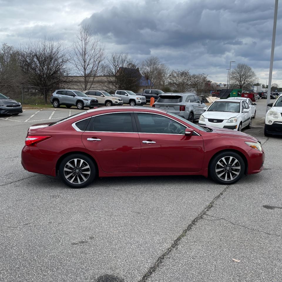 Nissan Altima  2016
