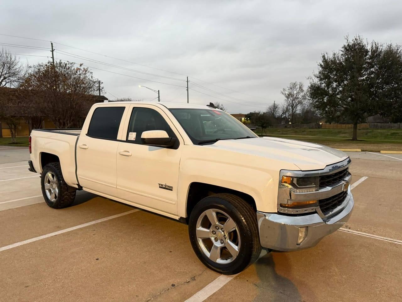 Chevrolet Silverado 1500 LT Crew Cab 2WD 2016