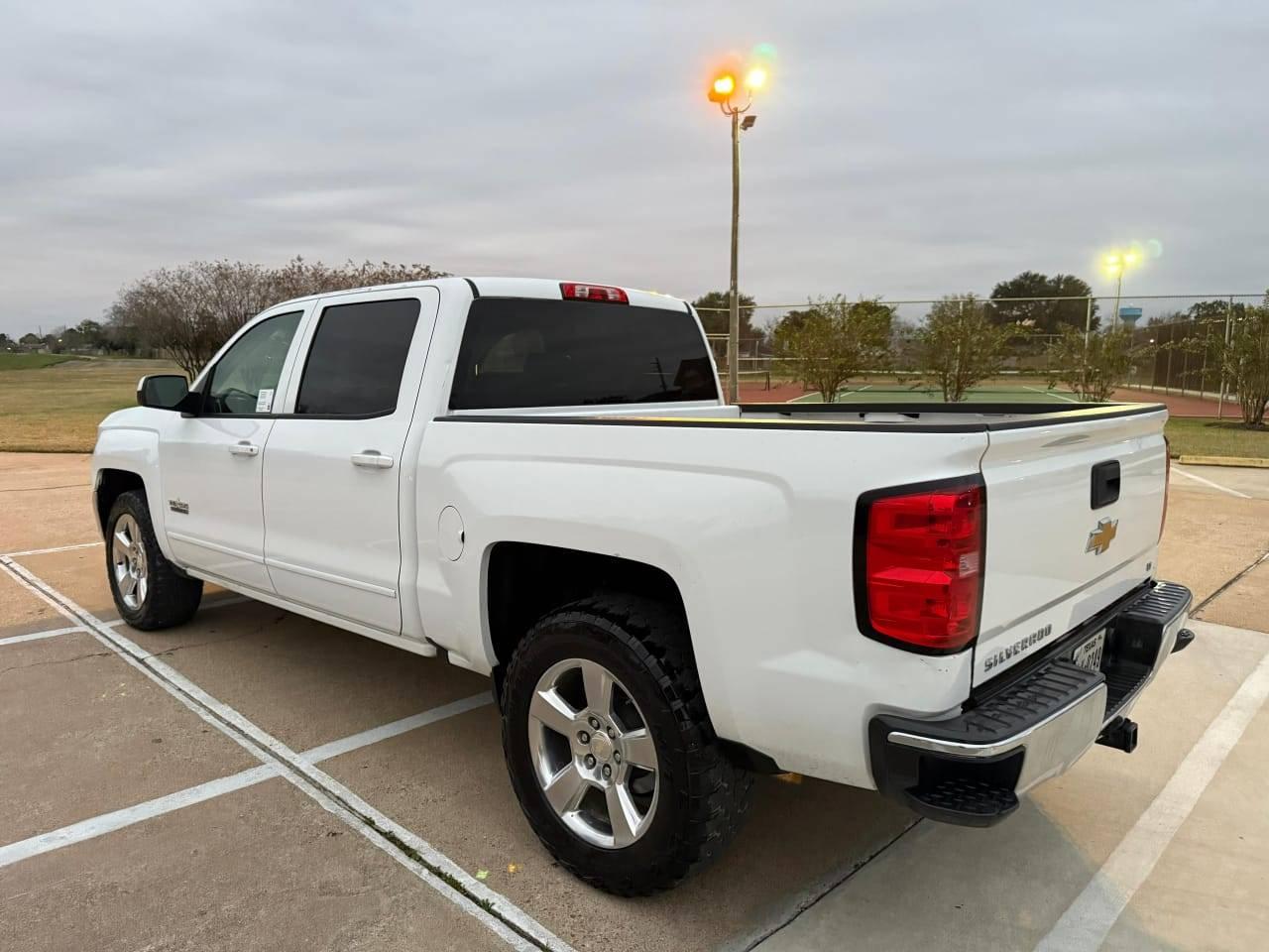 Chevrolet Silverado 1500 LT Crew Cab 2WD 2016