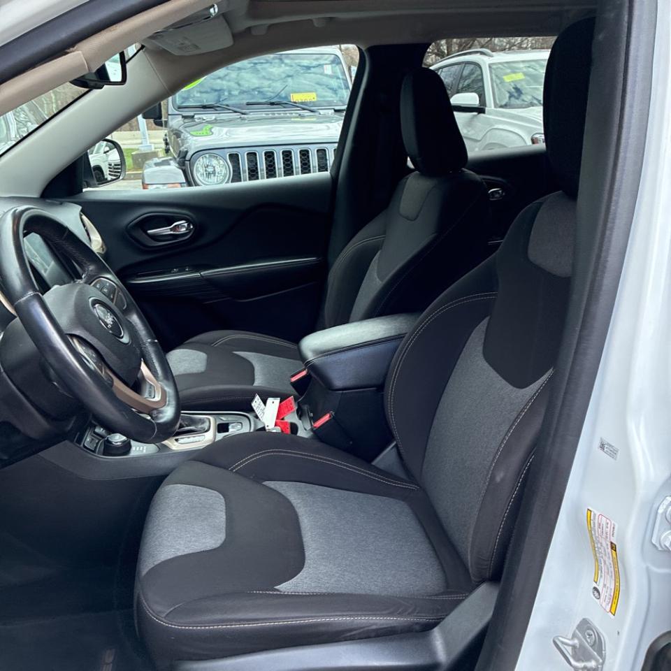 Jeep Cherokee FWD 4dr Latitude 2014