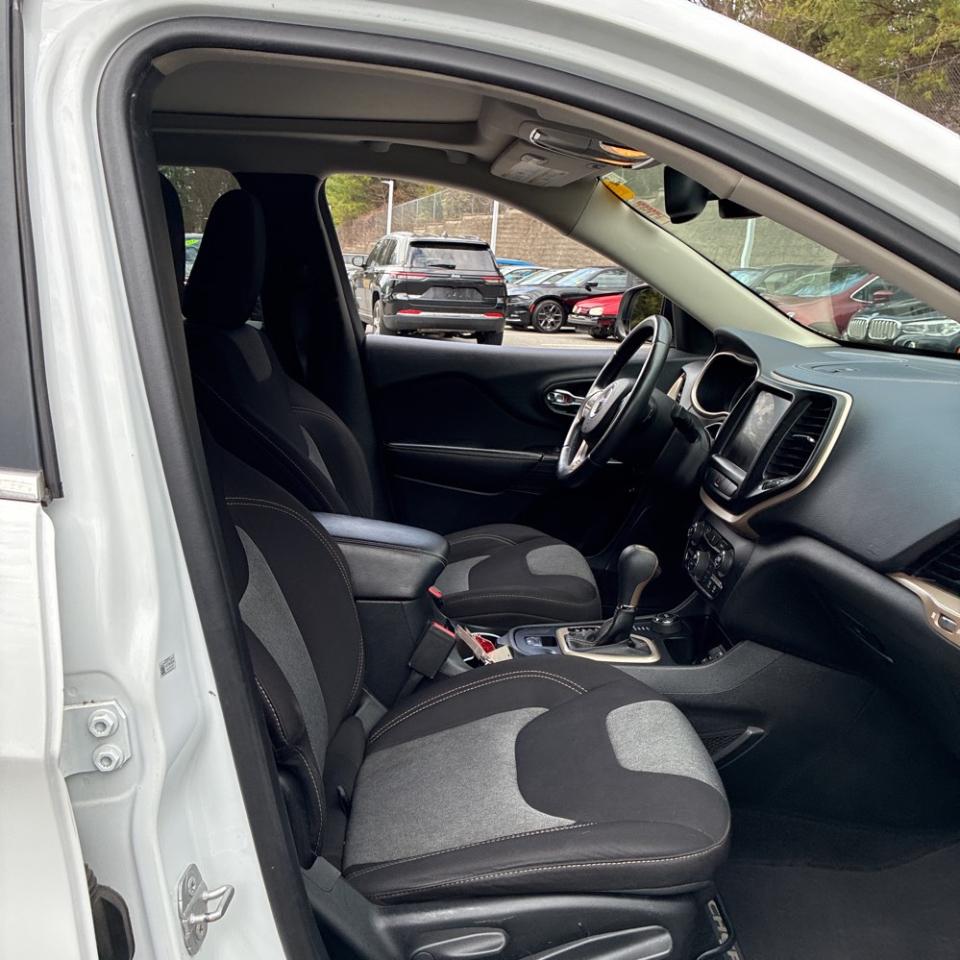 Jeep Cherokee FWD 4dr Latitude 2014