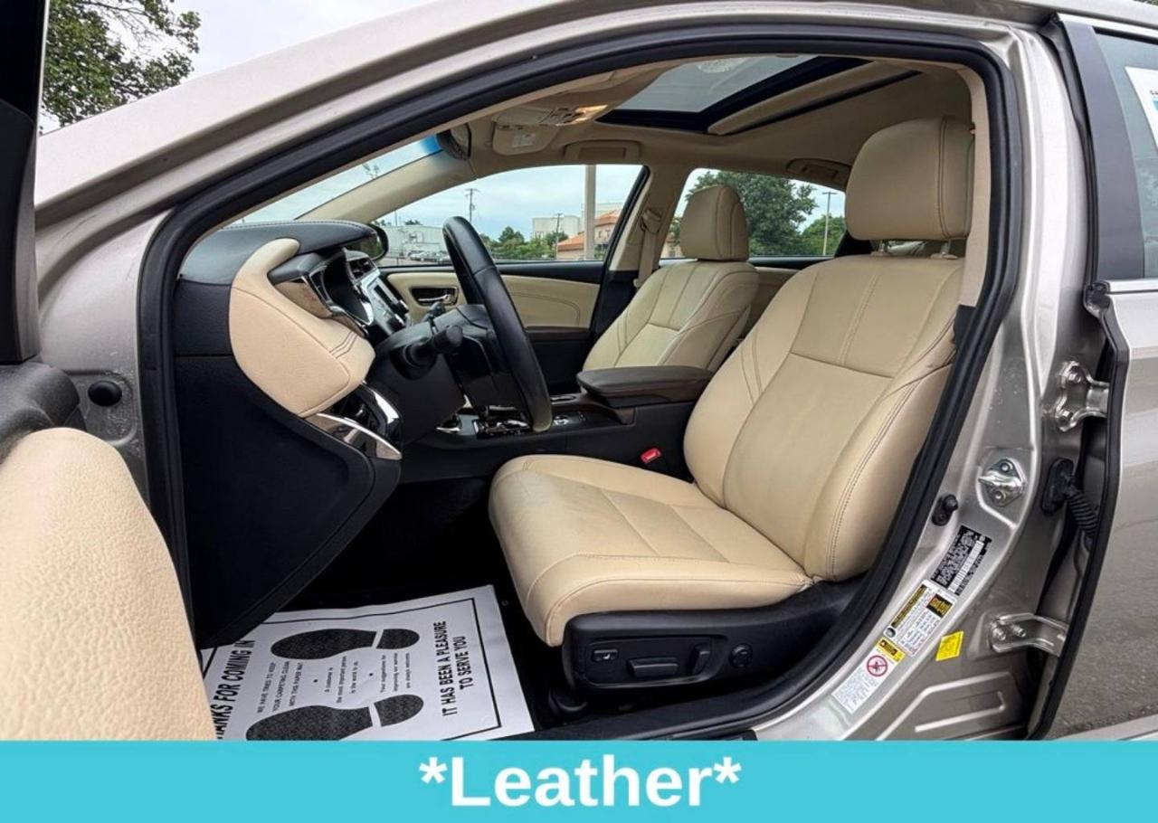 Toyota Avalon  2013
