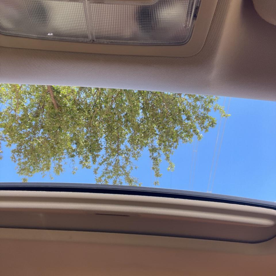 Toyota Avalon  2013