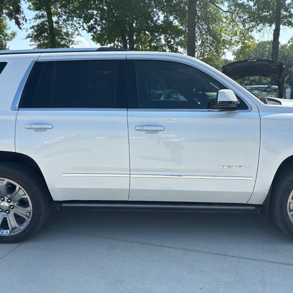 GMC Yukon Denali  2016