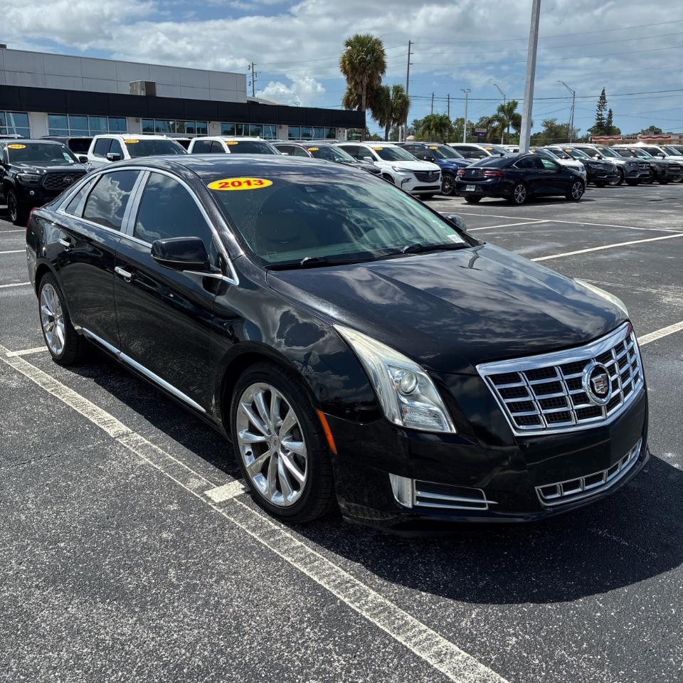 Cadillac XTS  2013