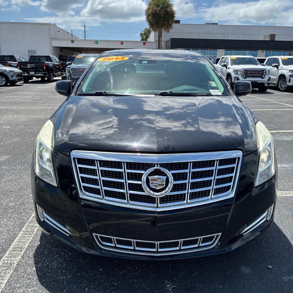 Cadillac XTS  2013