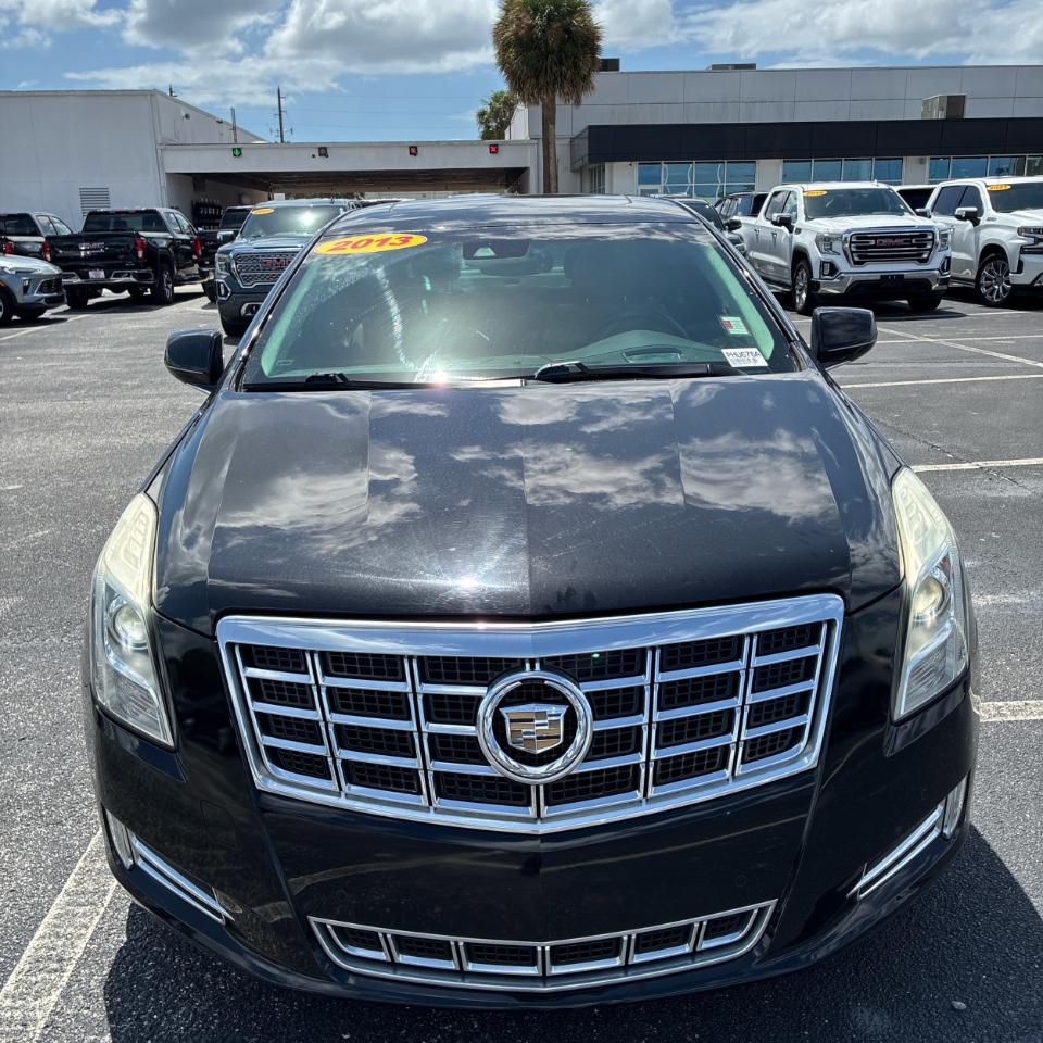 Cadillac XTS  2013