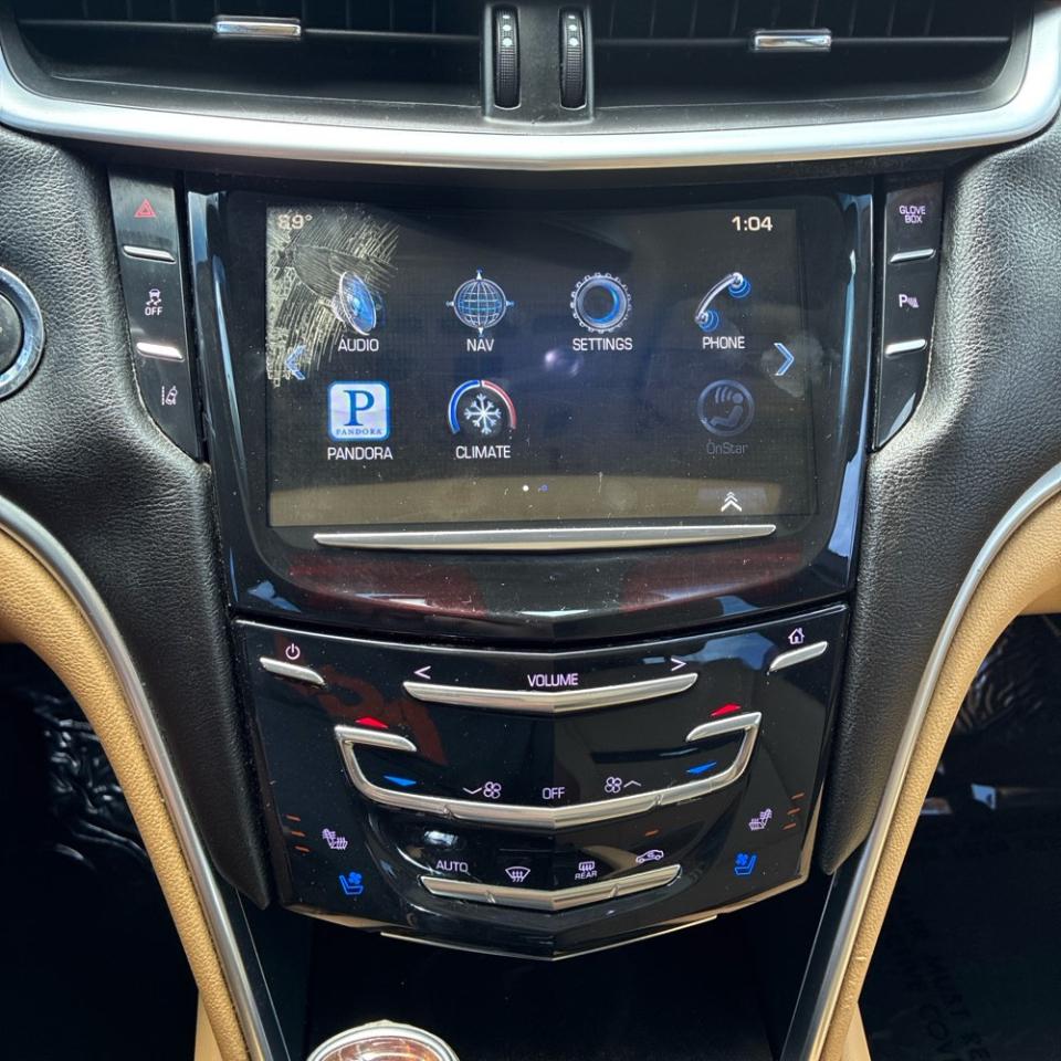 Cadillac XTS  2013