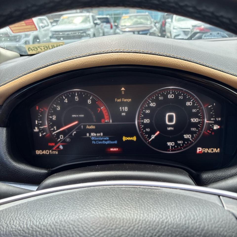 Cadillac XTS  2013