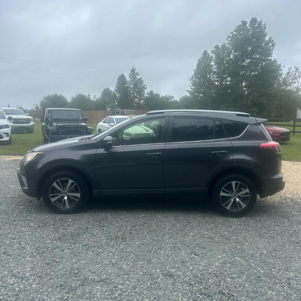 Toyota RAV4  2017