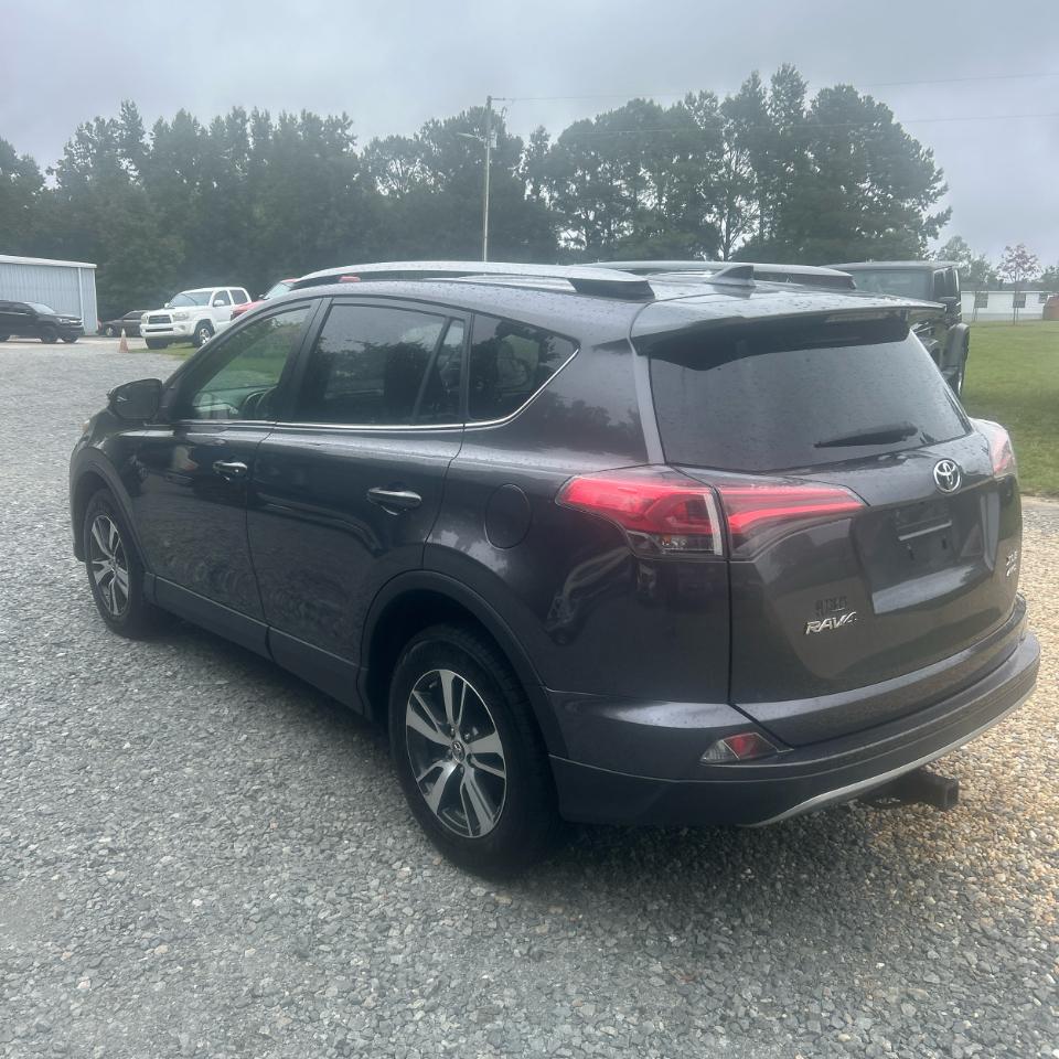 Toyota RAV4  2017