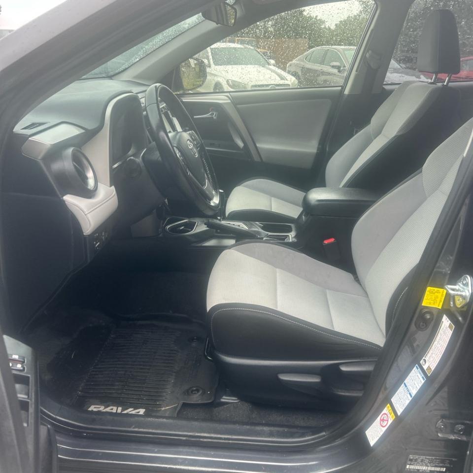 Toyota RAV4  2017