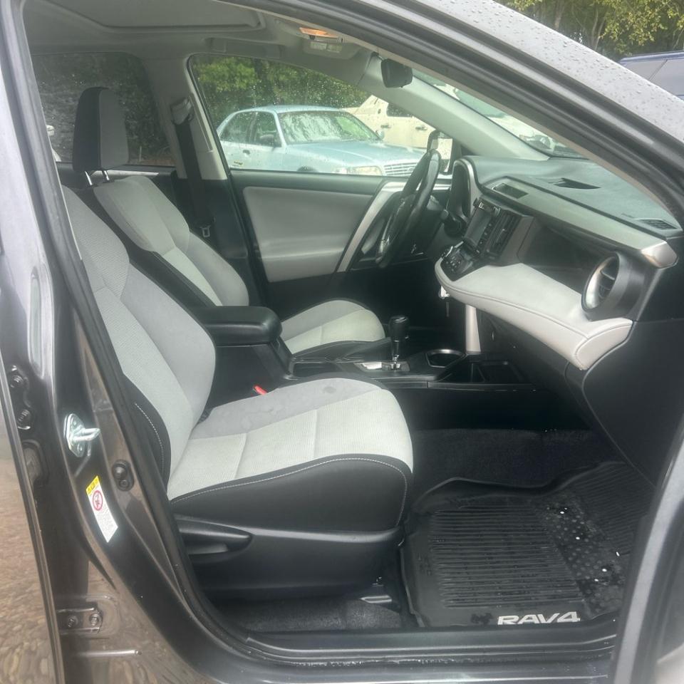 Toyota RAV4  2017