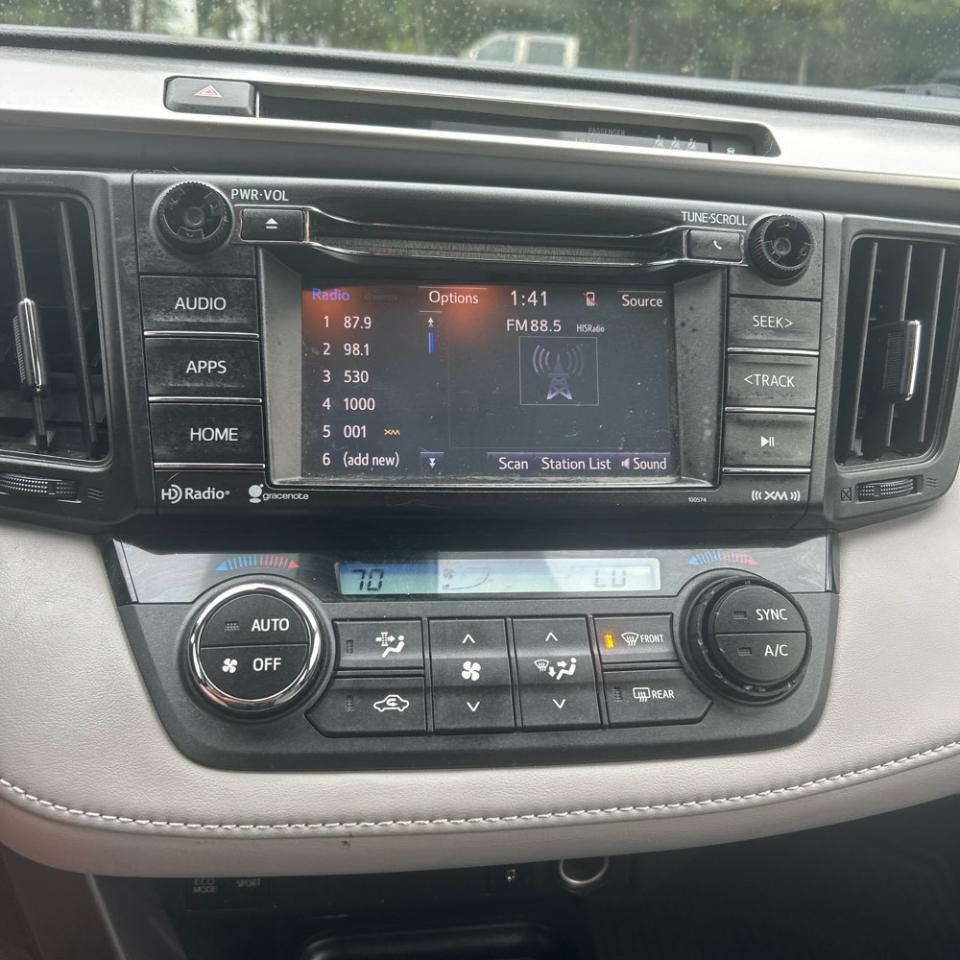 Toyota RAV4  2017
