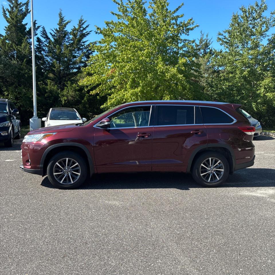 Toyota Highlander  2017