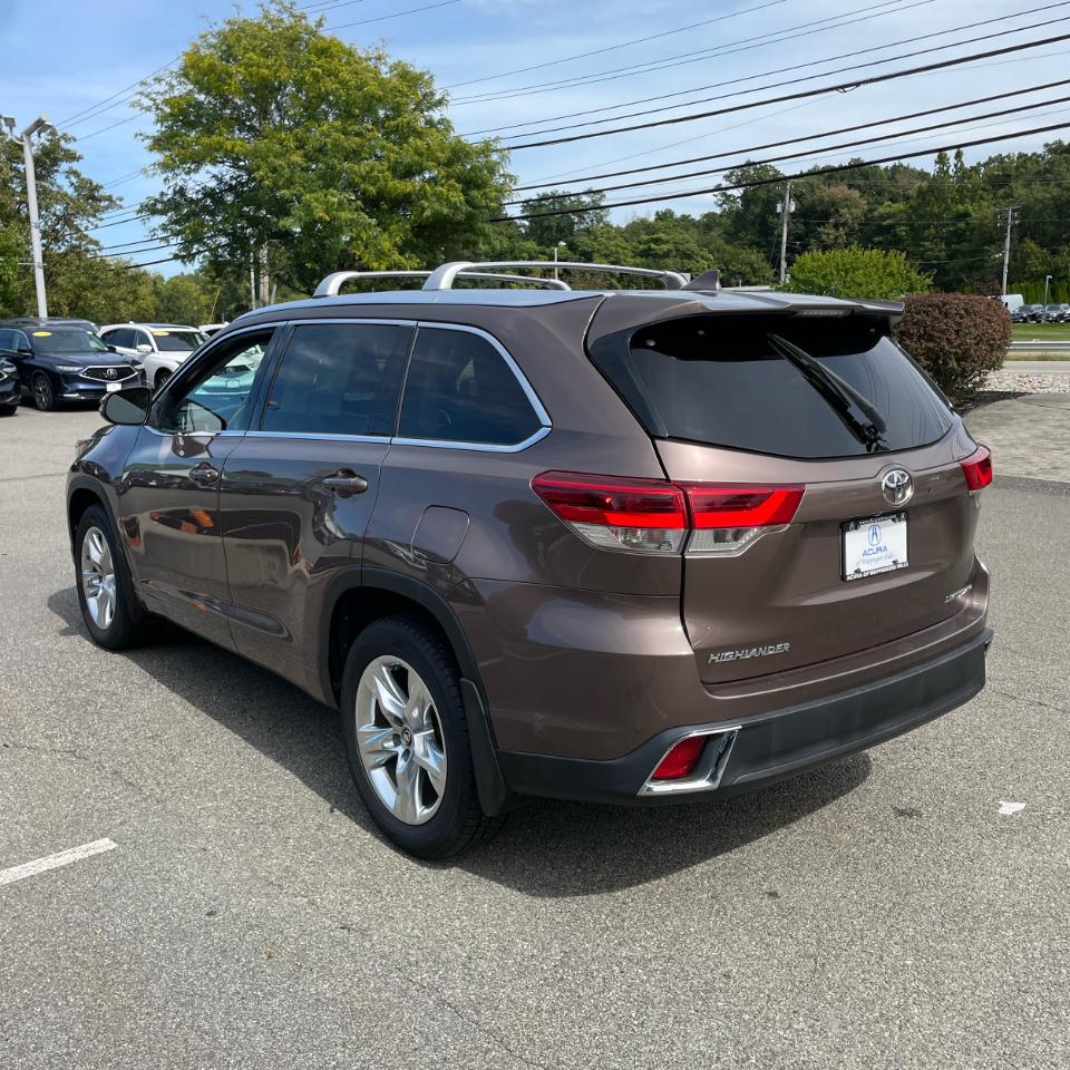 Toyota Highlander  2017