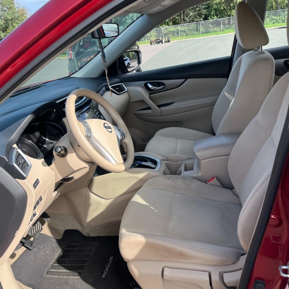 Nissan Rogue  2015