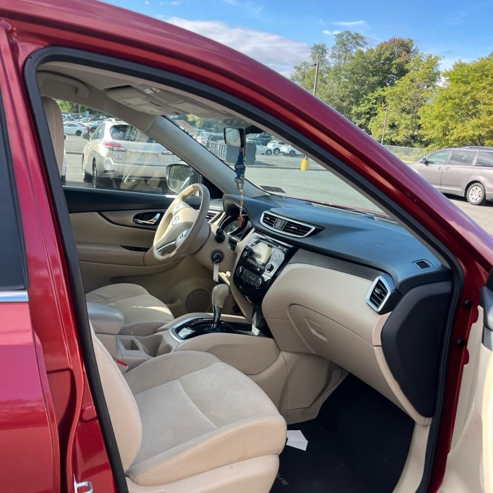 Nissan Rogue  2015