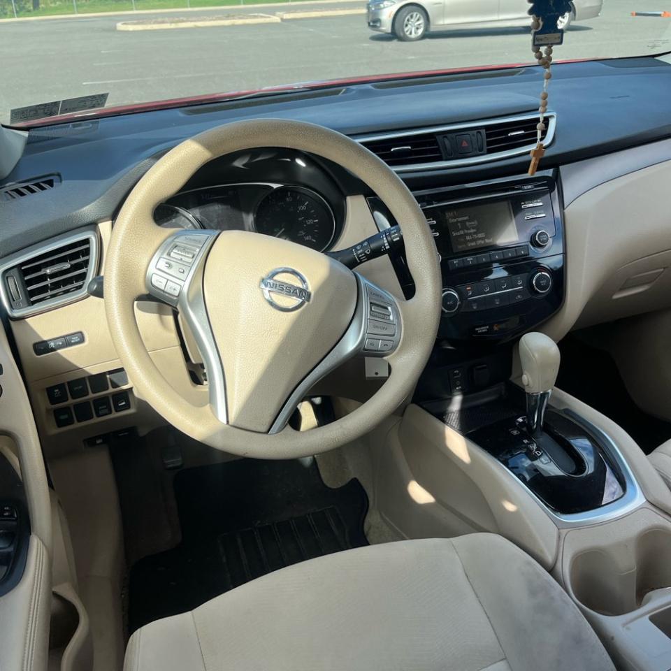 Nissan Rogue  2015