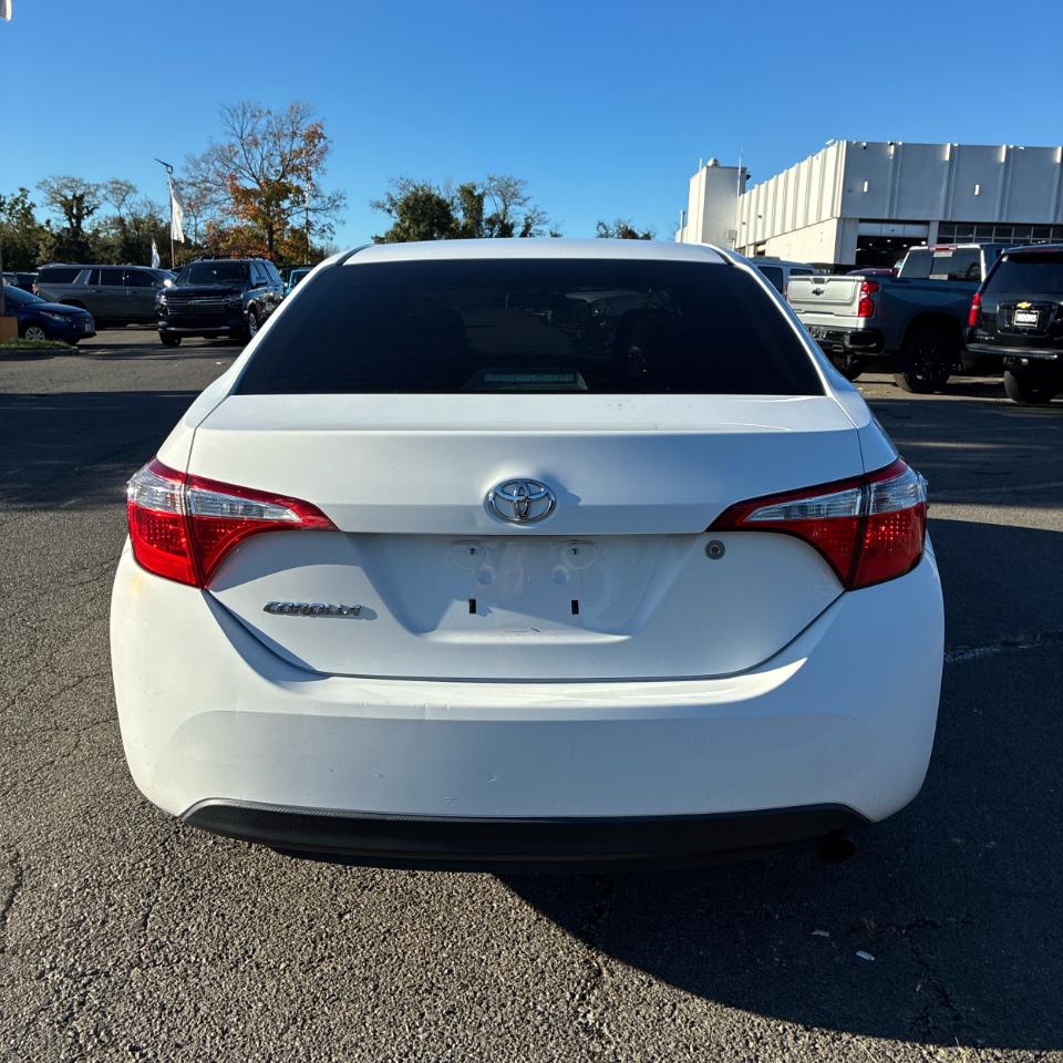 Toyota Corolla  2015