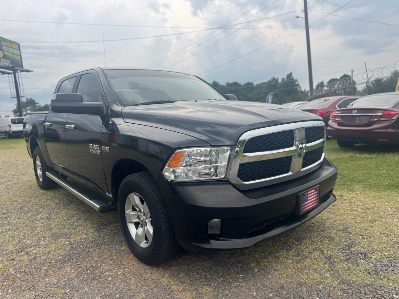 2015 RAM 1500 SLT Crew Cab SWB 2WD