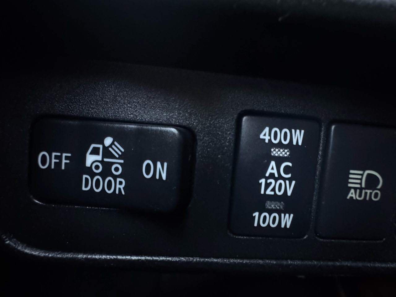 Toyota Tacoma SR5 Double Cab Long Bed V6 6AT 2WD 2018
