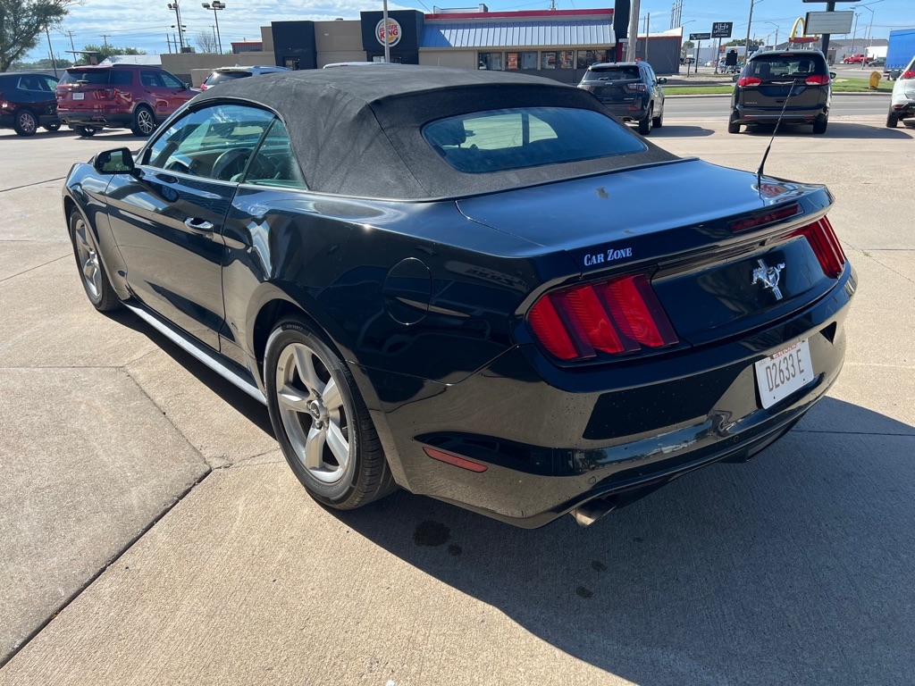 Ford Mustang V6 Convertible 2017