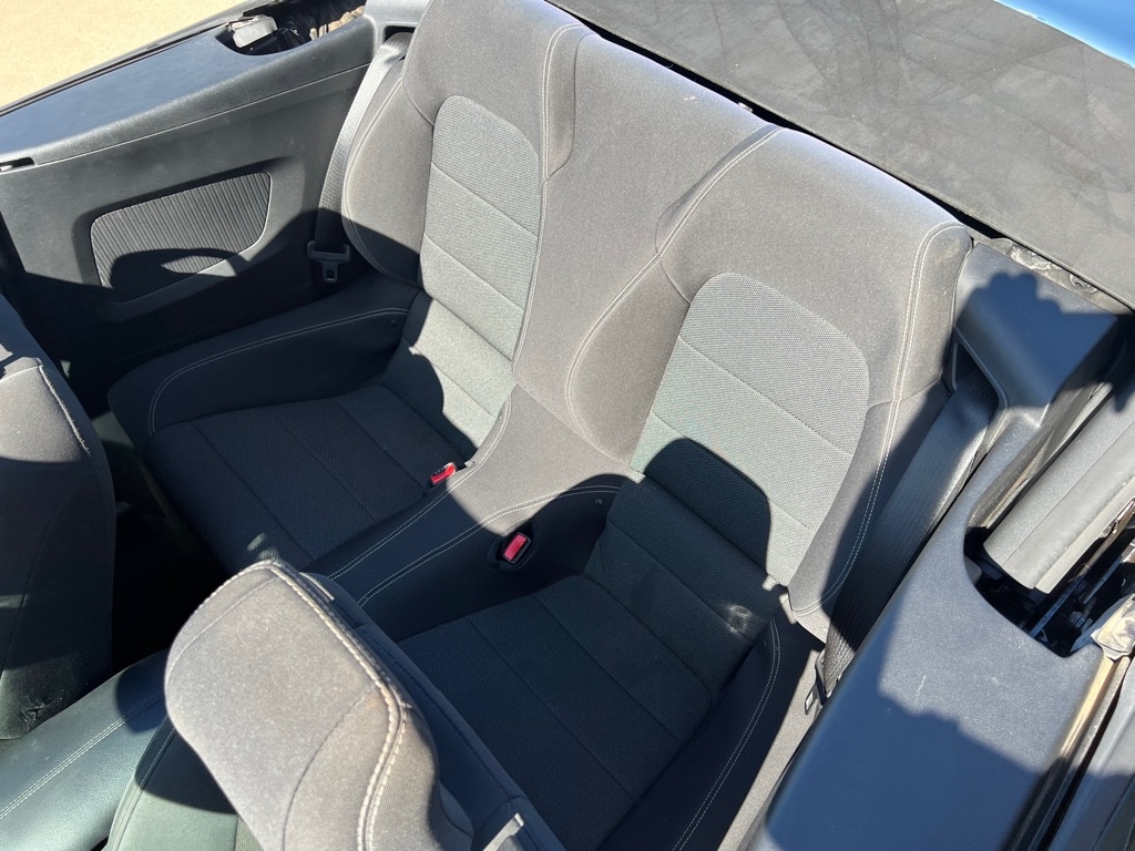 Ford Mustang V6 Convertible 2017