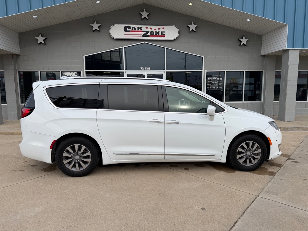 2020 Chrysler Pacifica Touring-L Plus