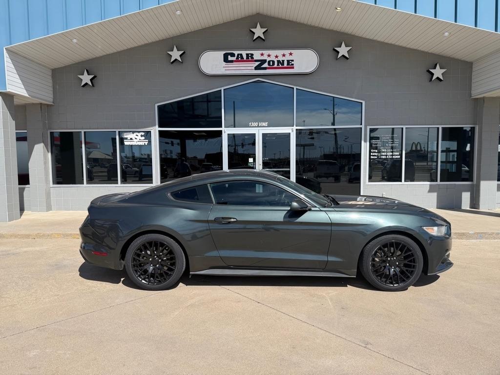 2015 Ford Mustang V6 Coupe