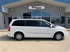 2013 Chrysler Town & Country 