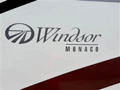 2000 Monaco Coach Windsor 