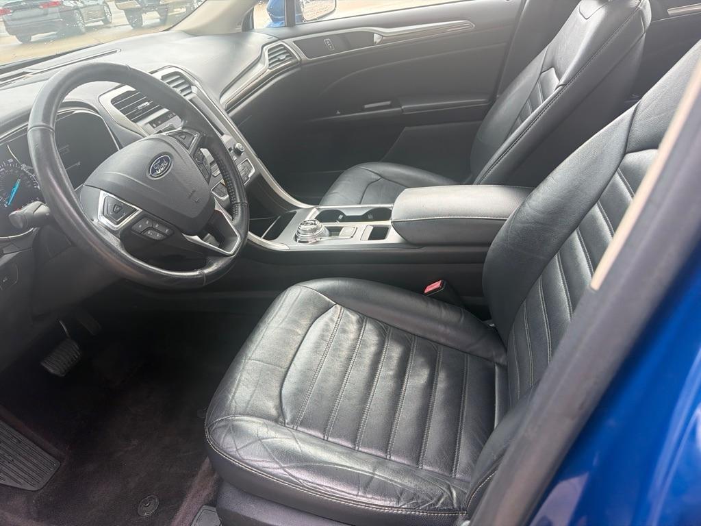 Ford Fusion photo 5