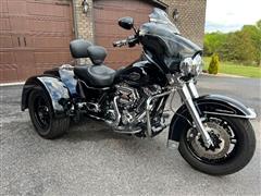 2013 Harley-Davidson FLHTCUTG  2013 Harley-Davidson FLHTCUTG