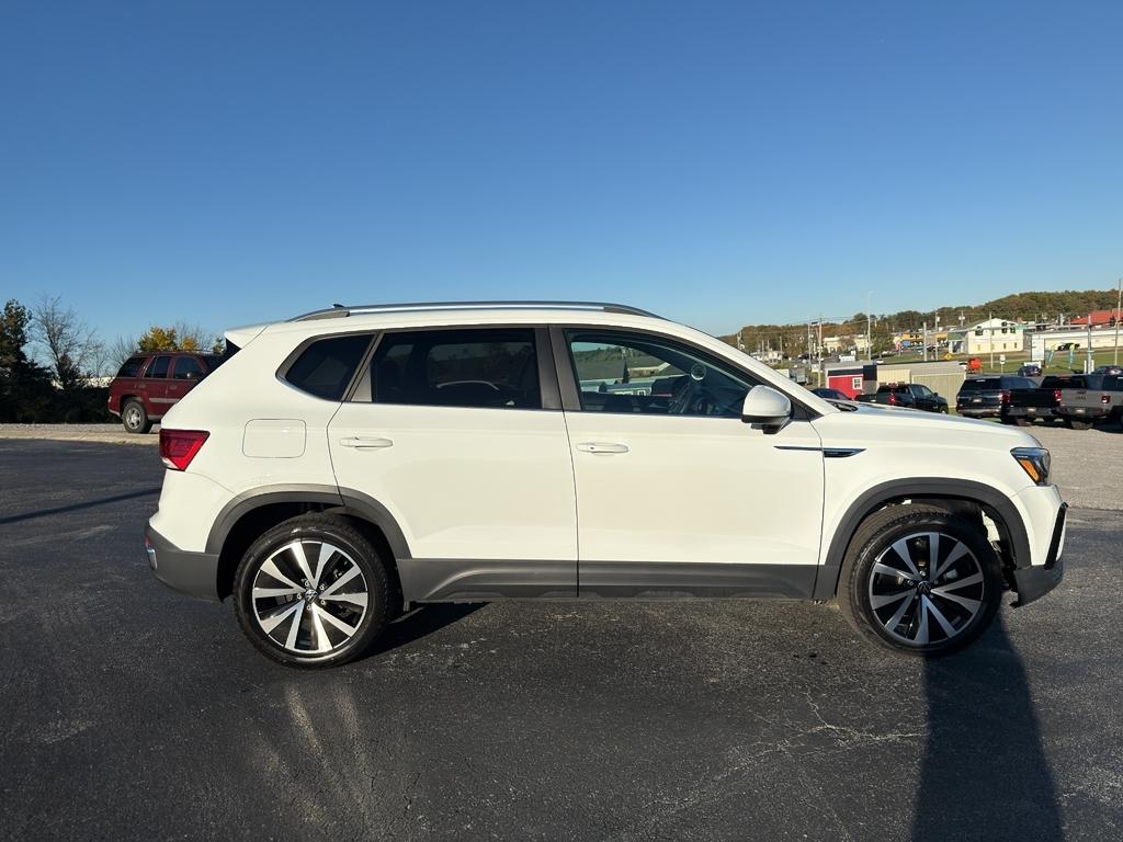 Volkswagen Taos  2022